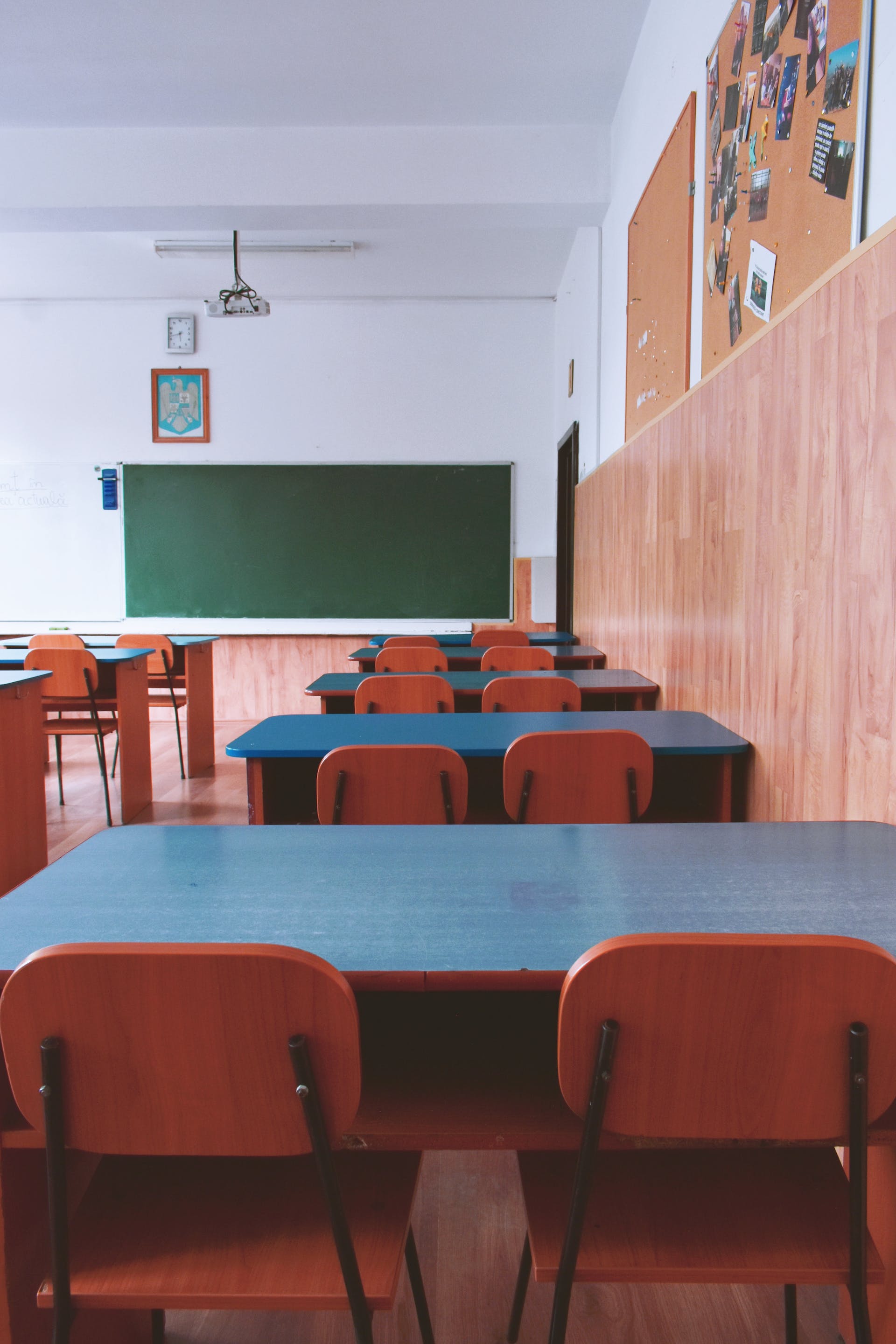 An empty classroom | Source: Pexels