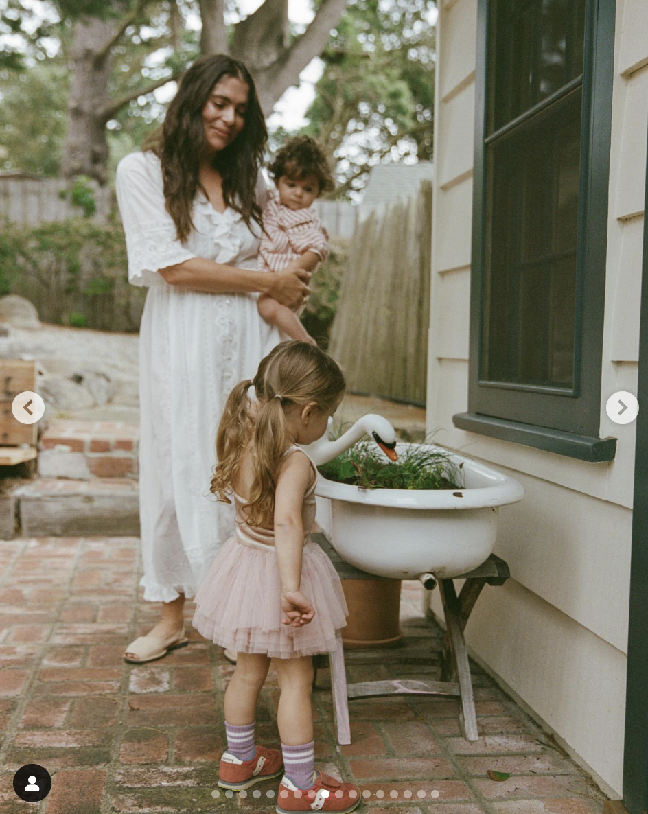 Rebecca Wylie Simms is pictured with her two little daughters, as seen in a photo dated January 21, 2025 | Source: Instagram/mothermag