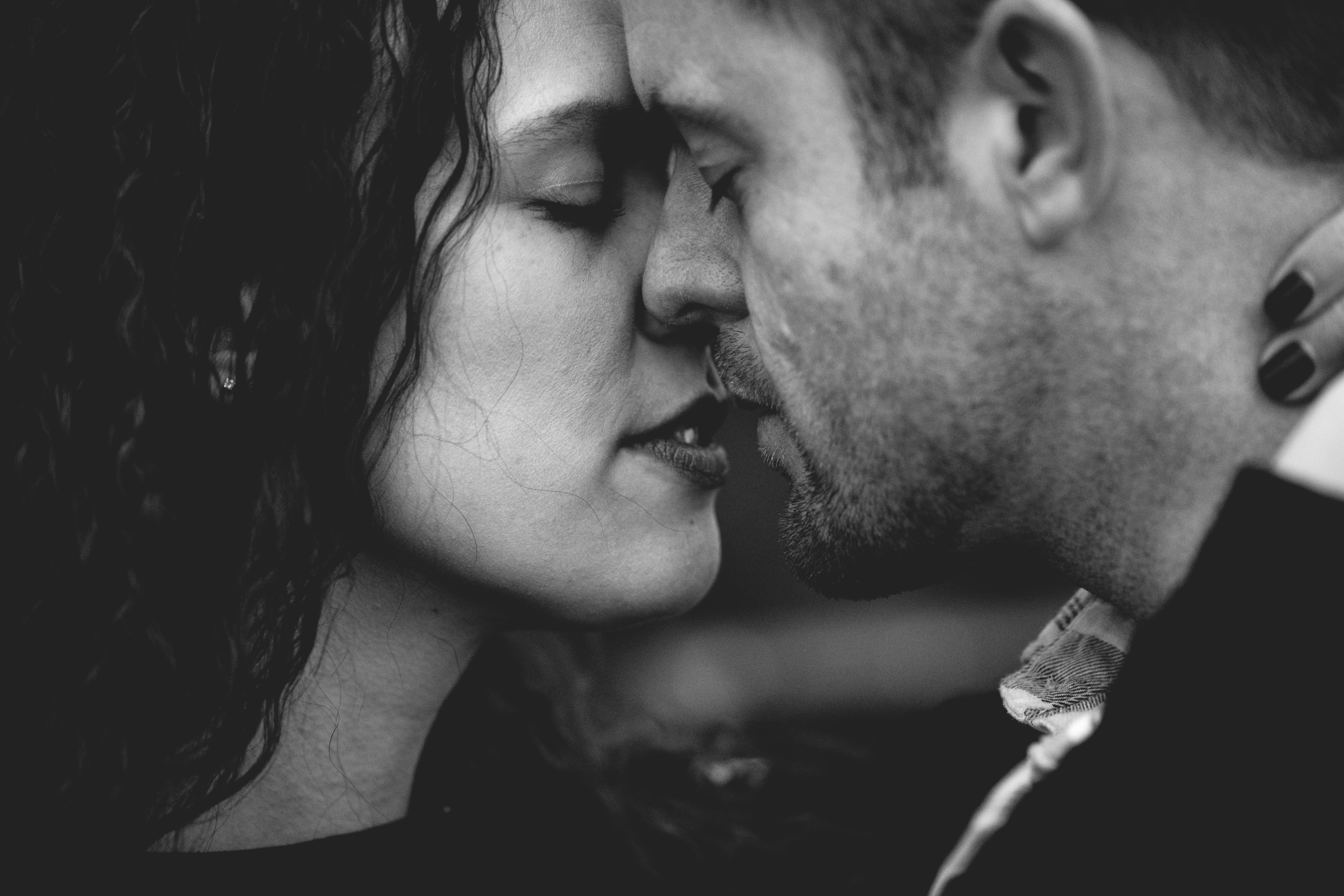 A couple on the verge of kissing. | Source: Pexels