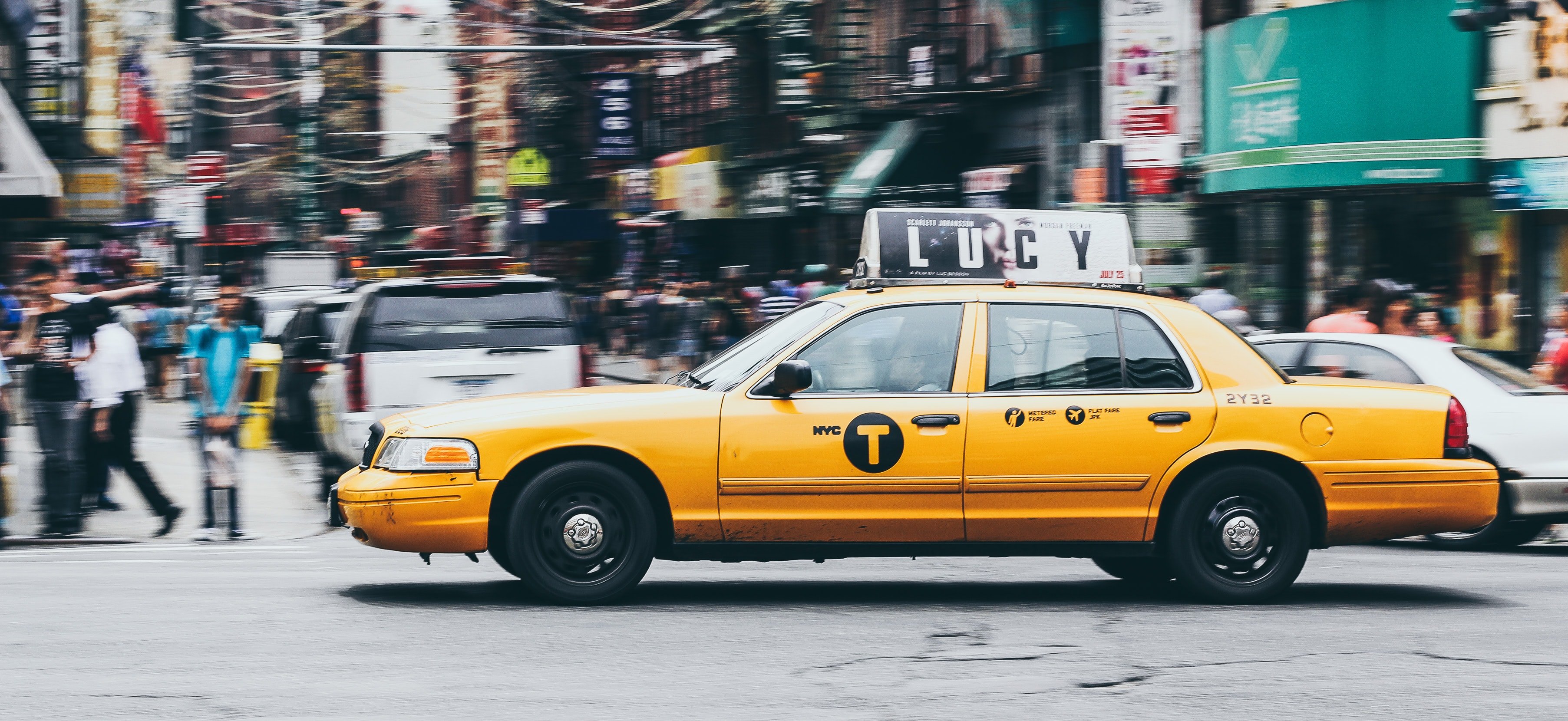 Todd followed Claire in a taxi. | Source: Unsplash