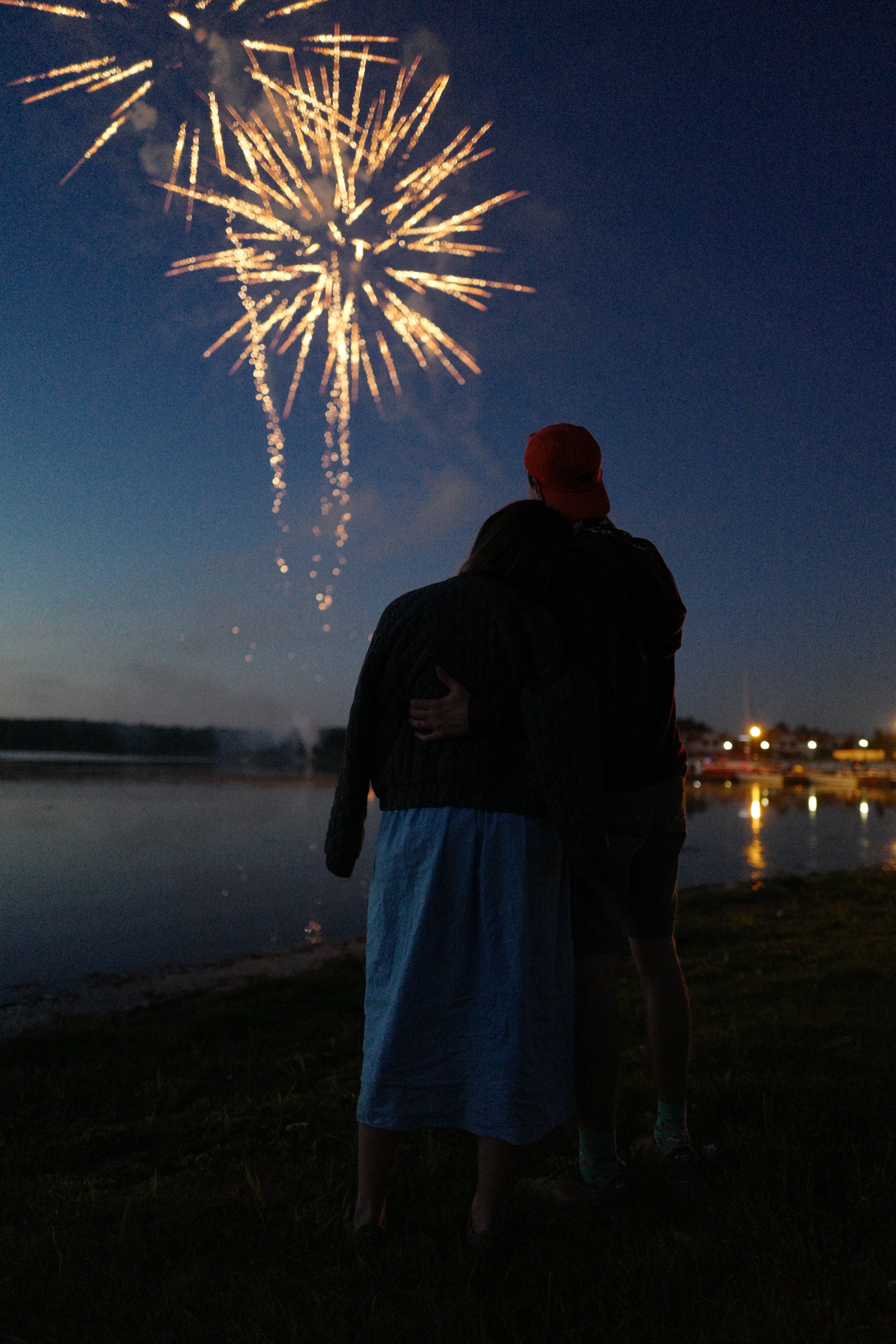 A couple looking at fireworks. | Source: Unsplash