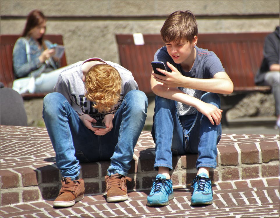 Billy met the kid again at school and they became close friends. | Source: Pexels