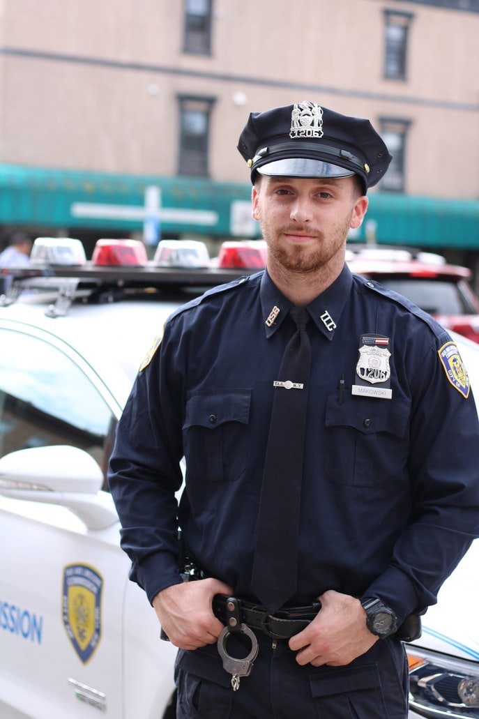 Officer John Leon first visited Seth's school, where he discovered that the boy never skipped classes | Source: Pexels