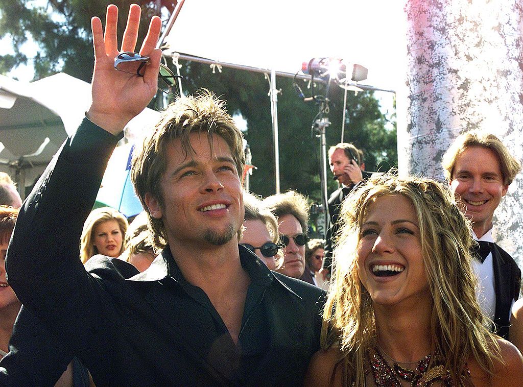 Brad Pitt and Jennifer Aniston at the Shrine Auditorium in Los Angeles, on September 12, 1999. | Source: Getty Images