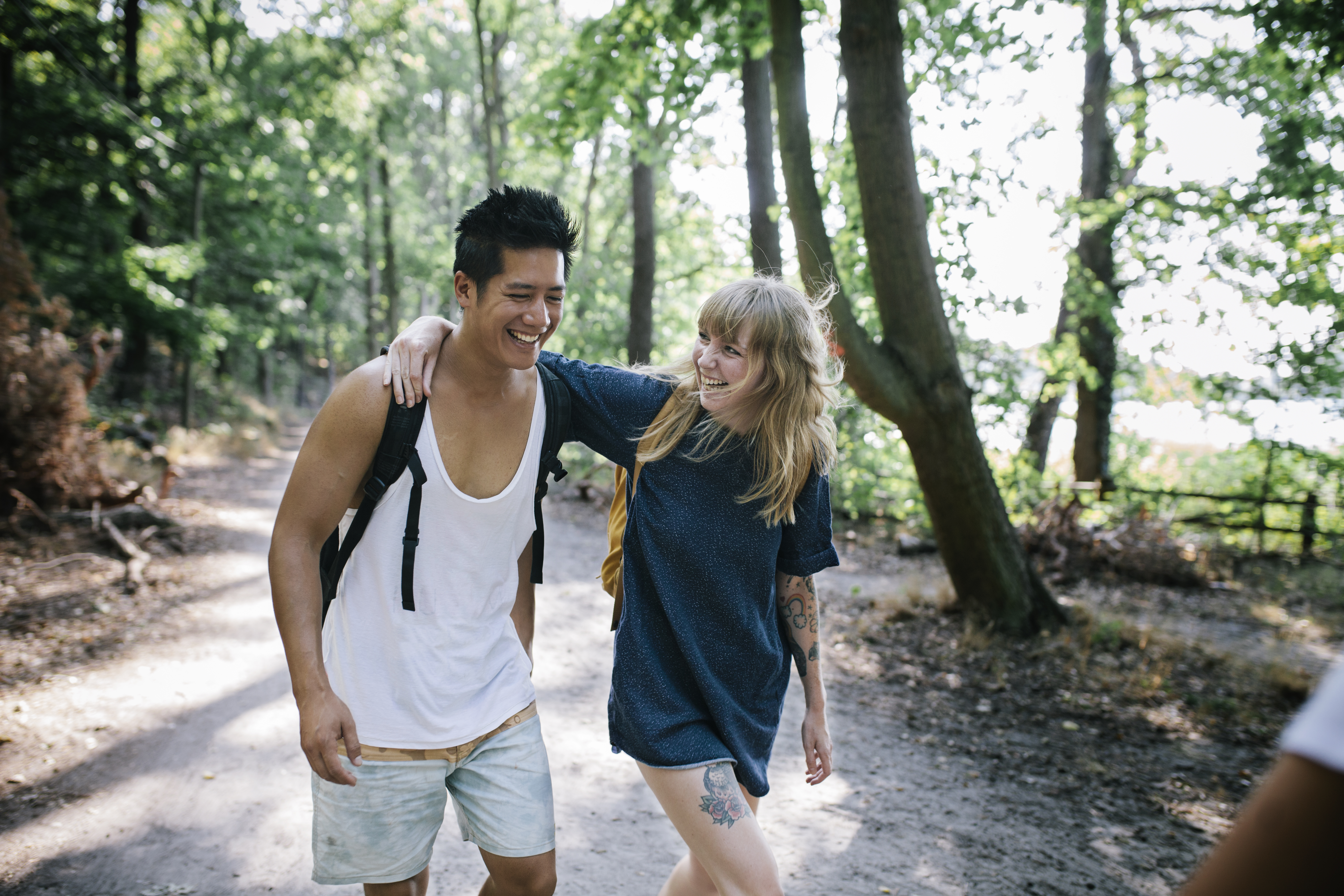 Couple on a hike. | Source Getty Images