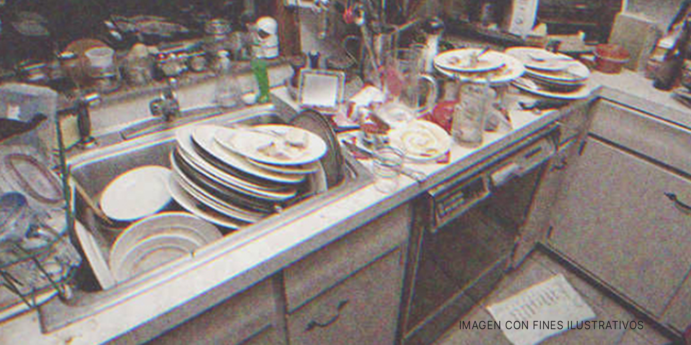 Platos sucios en una cocina | Foto: Shutterstock