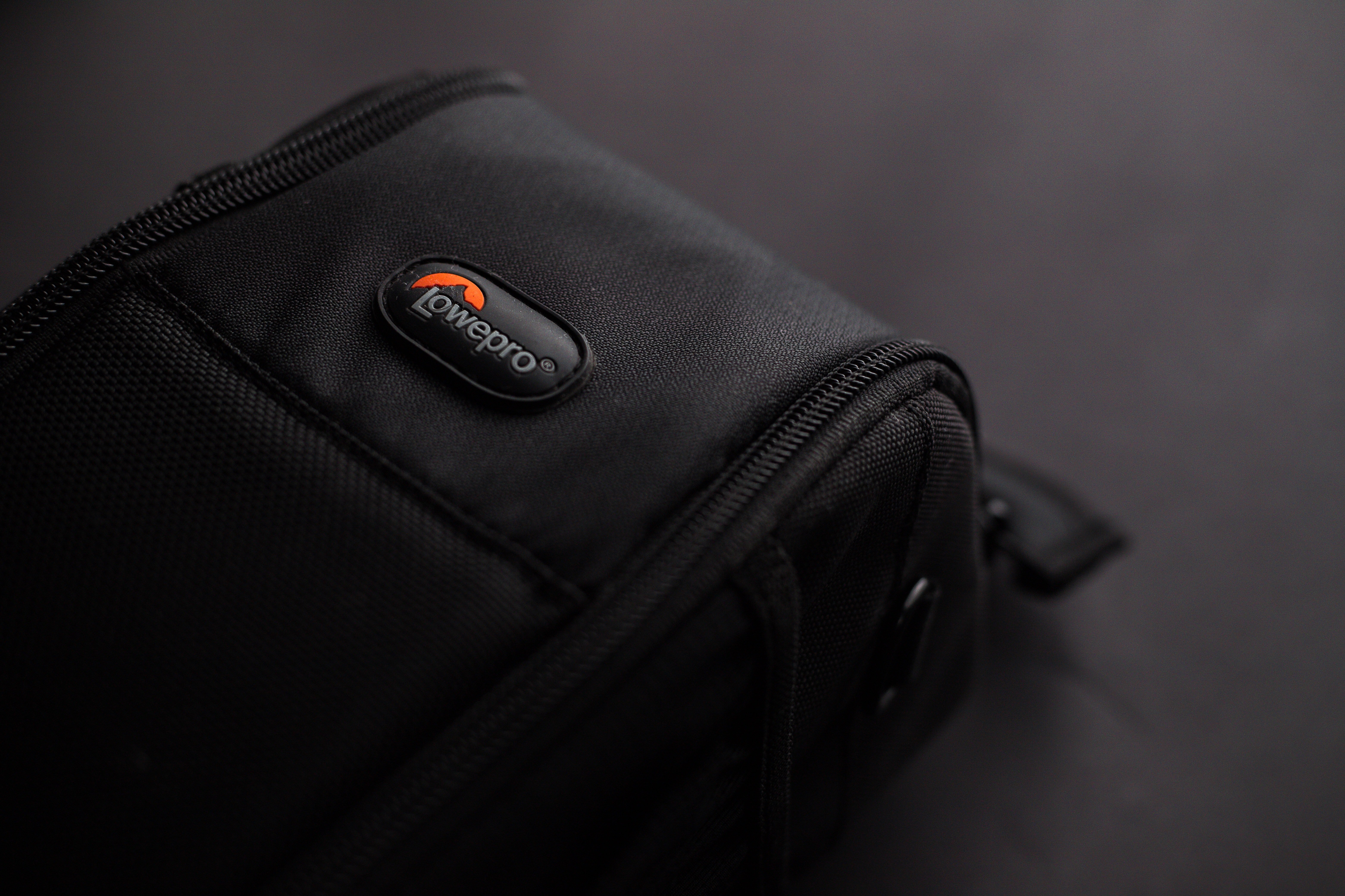 Linda found a black bag. | Source: Pexels