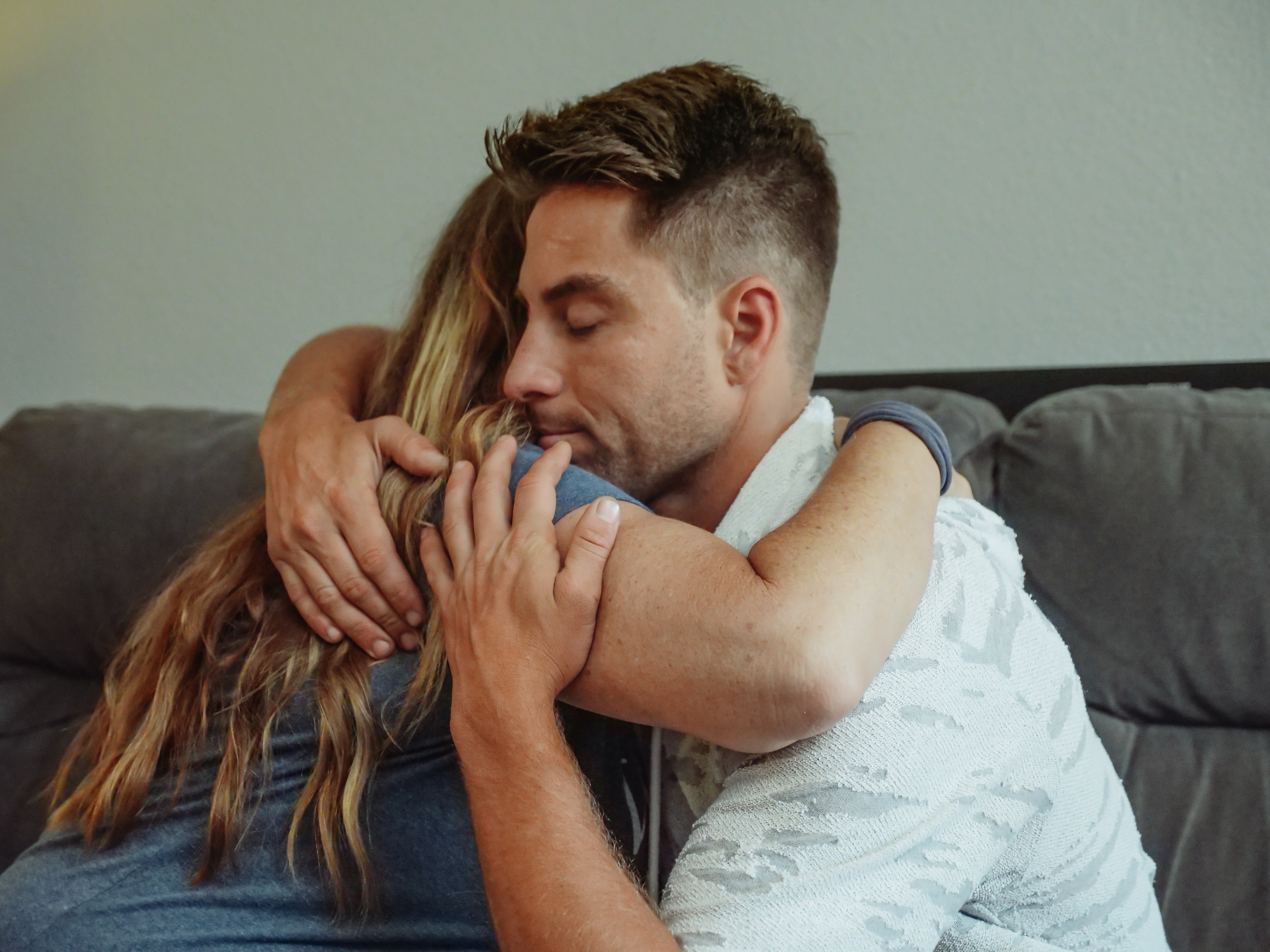 Mia spun around very fast at the sound of her son's voice, and before he said anything, she launched herself into his arms | Source: Pexels